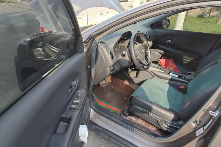 Used Honda XR-V 2015 1.5L LXi CVT Classic Edition Driver Seat