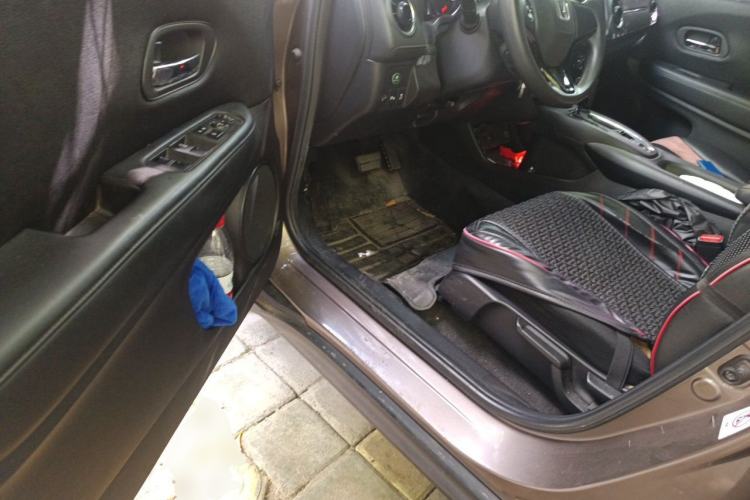 Used Honda XR-V 2015 1.5L LXi CVT Classic Edition Driver Seat