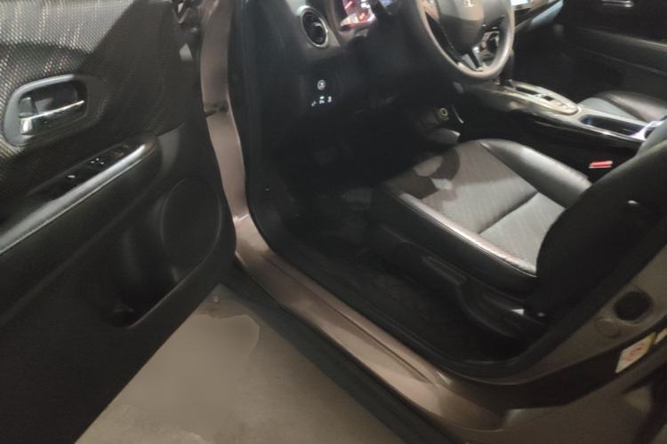 Used Honda XR-V 2015 1.8L EXi CVT Comfort Version Driver Seat