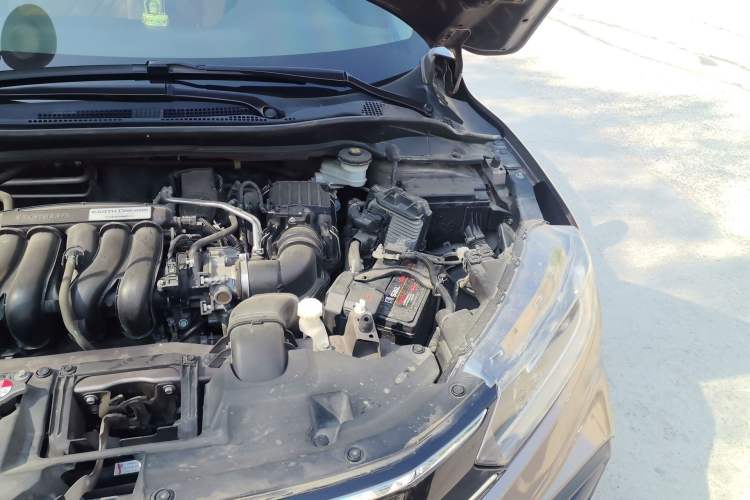 Used Honda XR-V 2015 1.5L LXi CVT Classic Edition Engine Bay Left