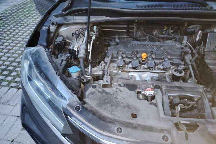 Used Honda XR-V 2015 1.8L EXi CVT Comfort Version Engine Bay Right