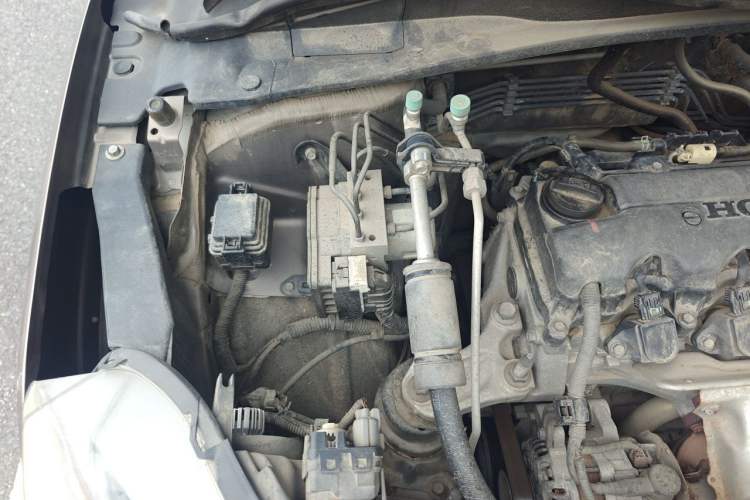 Used Honda XR-V 2015 1.8L VTi CVT Luxury Edition Engine Bay Right