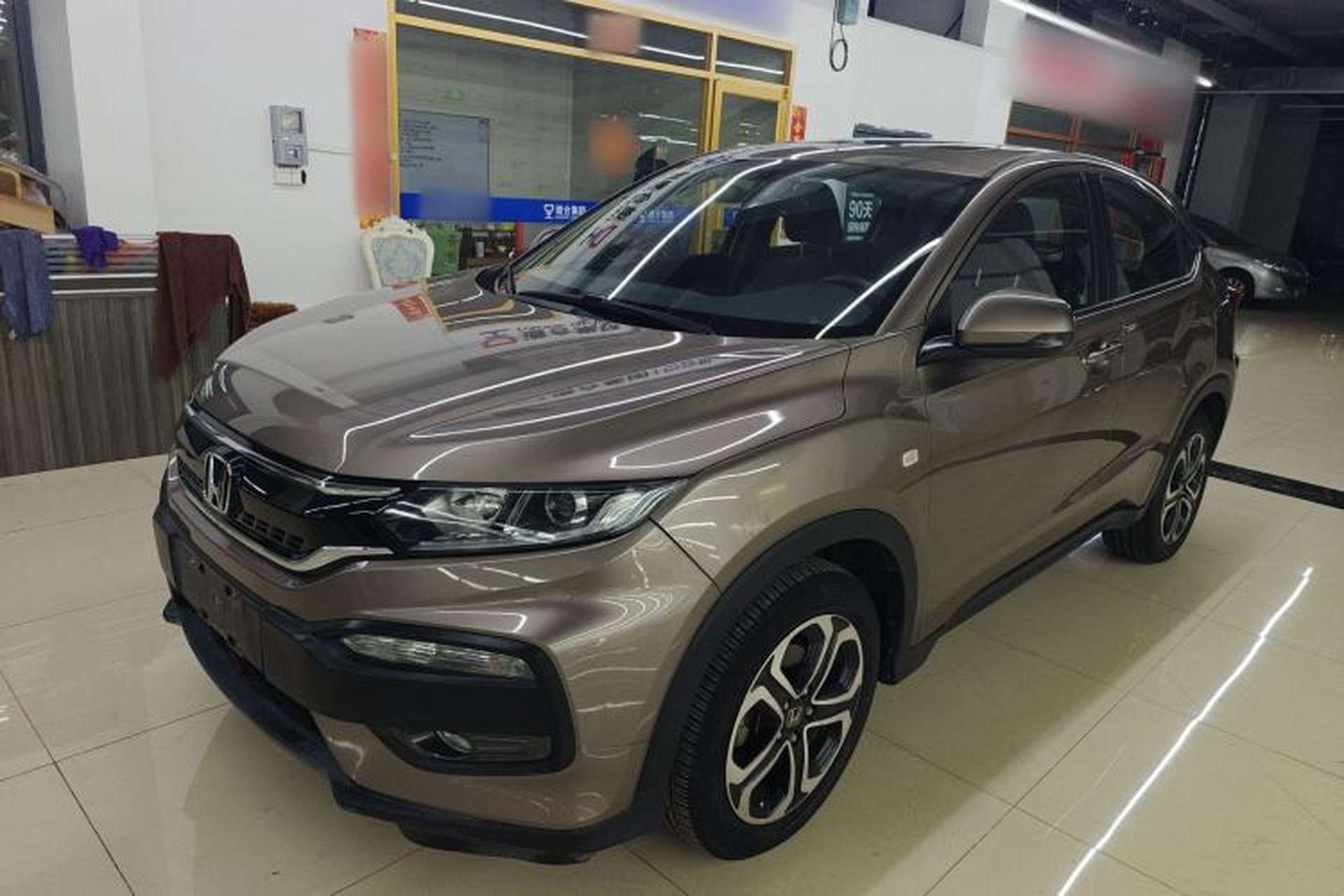 Used Honda XR-V 2015 1.8L EXi CVT Comfort Version Front Left 45 Deg