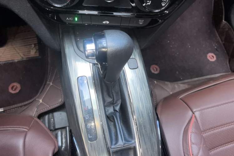 Used Honda XR-V 2015 1.8L EXi CVT Comfort Version Gear Lever