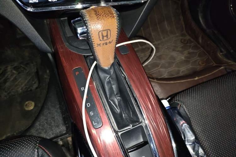 Used Honda XR-V 2015 1.8L VTi CVT Luxury Edition Gear Lever