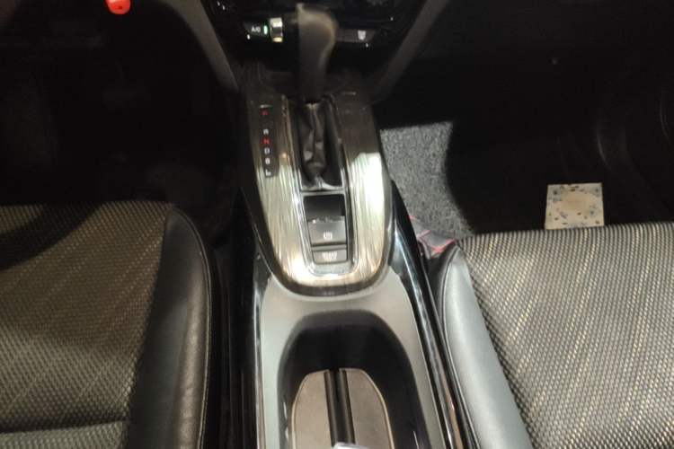 Used Honda XR-V 2015 1.8L EXi CVT Comfort Version Gear Lever