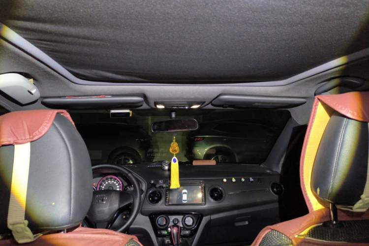 Used Honda XR-V 2015 1.8L EXi CVT Comfort Version Headliner