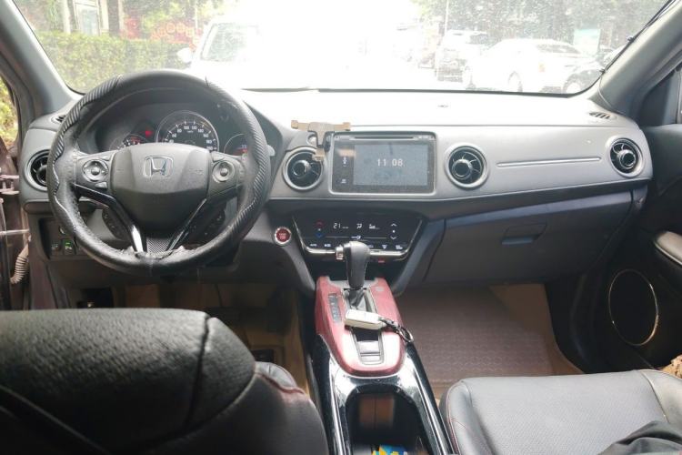 Used Honda XR-V 2015 1.8L VTi CVT Luxury Edition Interior 2
