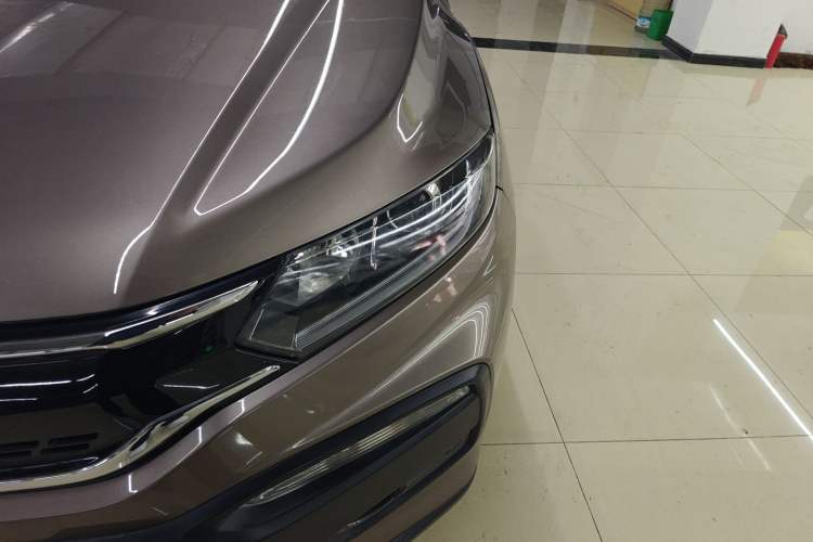 Used Honda XR-V 2015 1.8L EXi CVT Comfort Version Left Front Headlight
