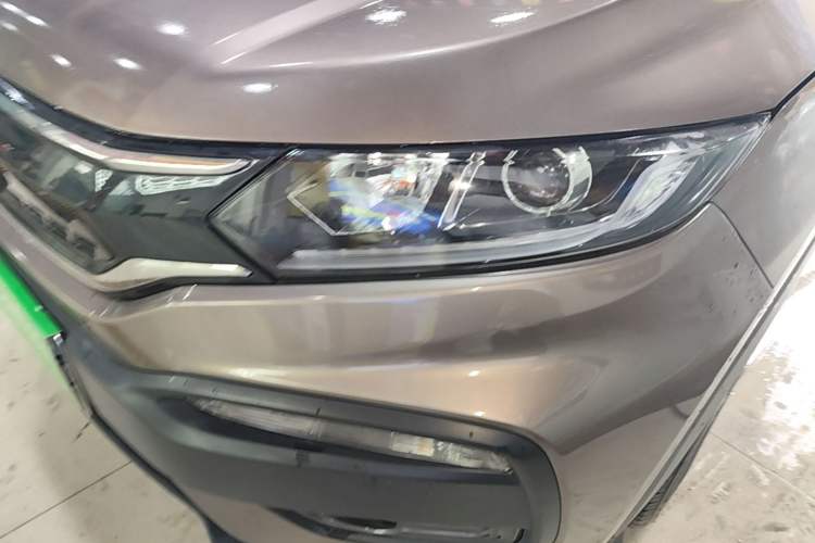 Used Honda XR-V 2015 1.8L EXi CVT Comfort Version Left Front Headlight