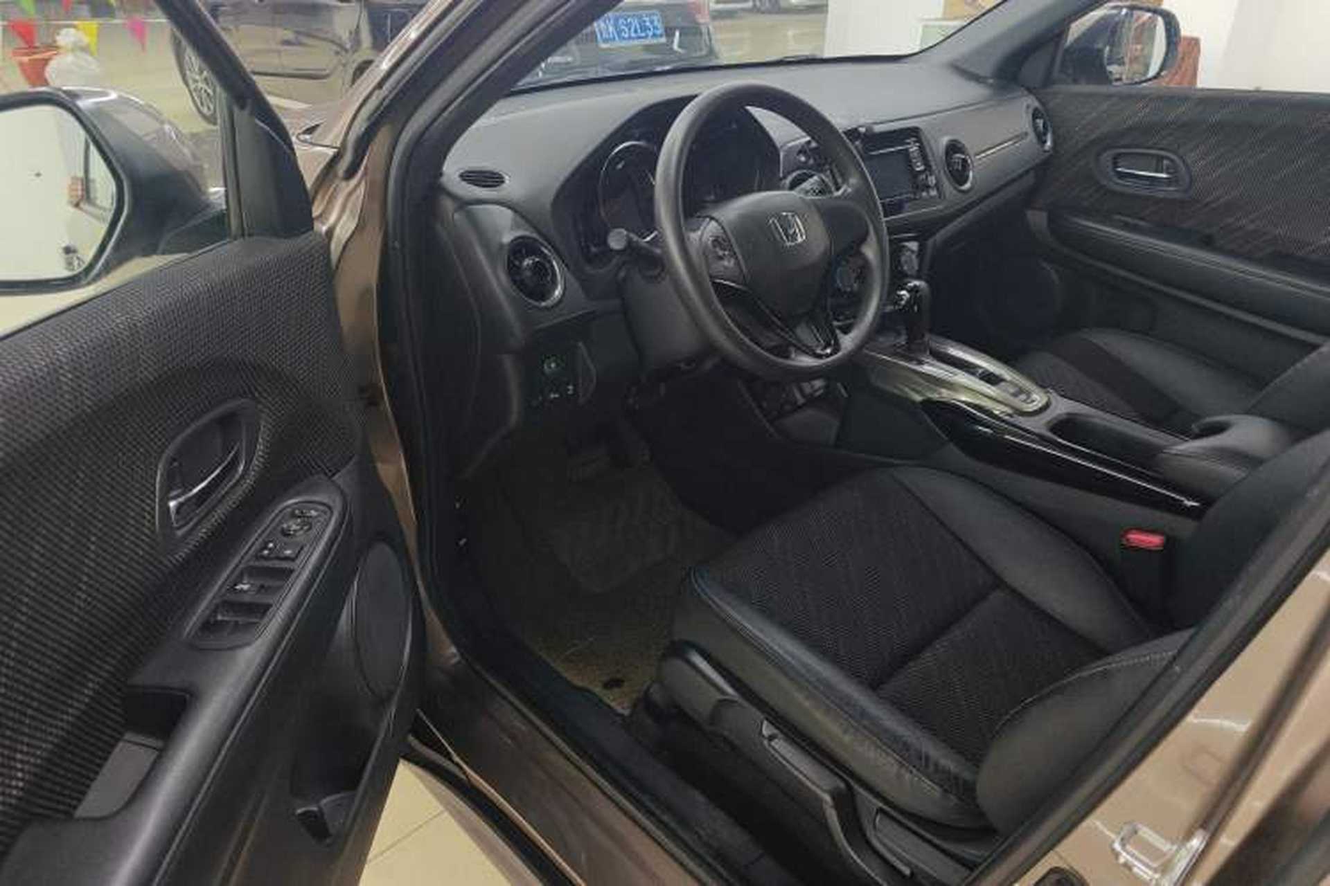 Used Honda XR-V 2015 1.8L EXi CVT Comfort Version Left Front Seat
