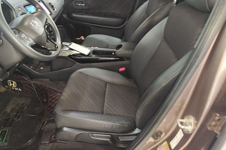 Used Honda XR-V 2015 1.8L EXi CVT Comfort Version Left Front Seat