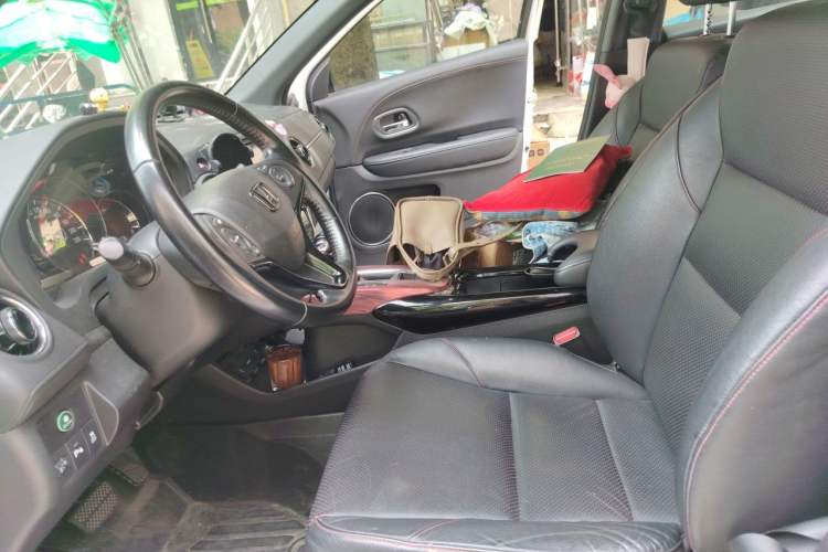 Used Honda XR-V 2015 1.8L VTi CVT Luxury Edition Left Front Seat