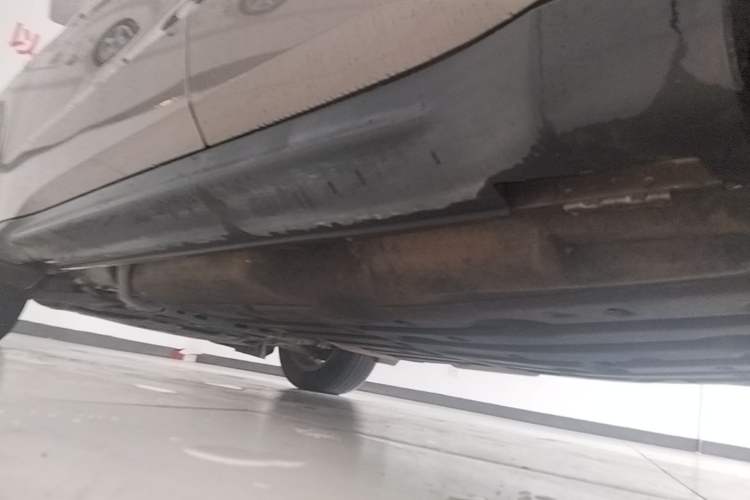 Used Honda XR-V 2015 1.5L LXi CVT Classic Edition Left Side Sill