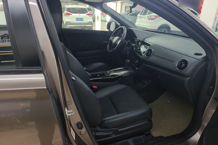 Used Honda XR-V 2015 1.8L EXi CVT Comfort Version Right Front Seat