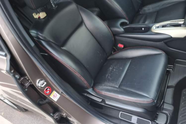 Used Honda XR-V 2015 1.5L LXi CVT Classic Edition Right Front Seat