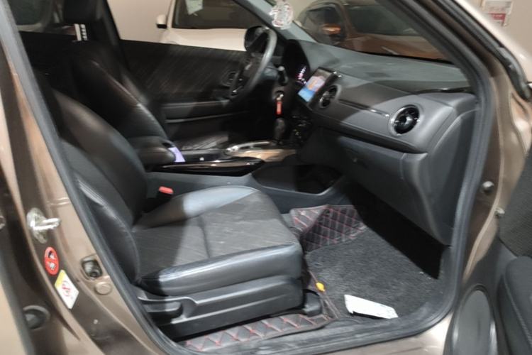 Used Honda XR-V 2015 1.8L EXi CVT Comfort Version Right Front Seat