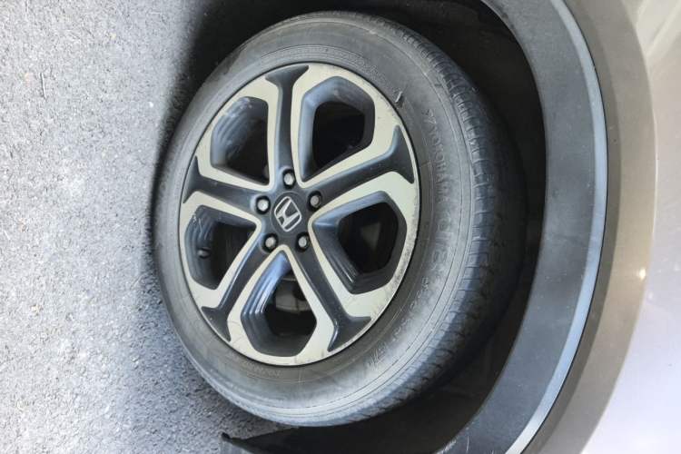 Used Honda XR-V 2015 1.8L EXi CVT Comfort Version Right Front Wheel Hub