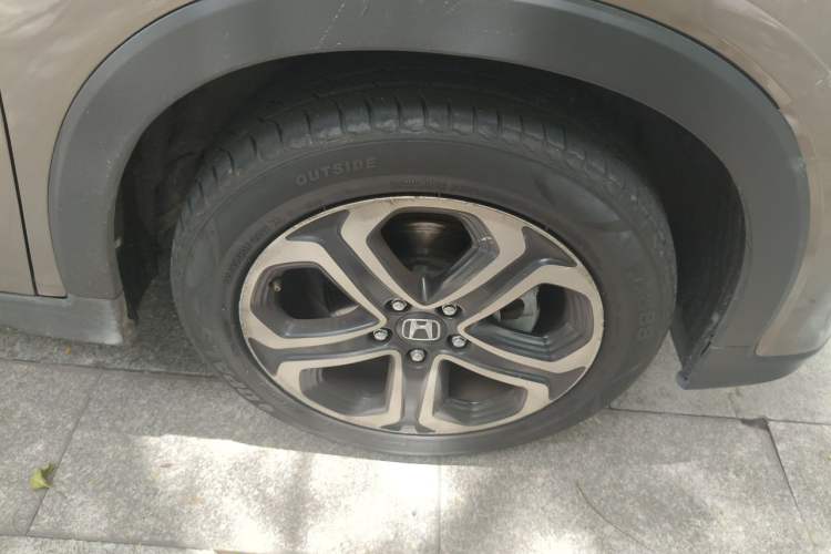 Used Honda XR-V 2015 1.8L VTi CVT Luxury Edition Right Front Wheel Hub