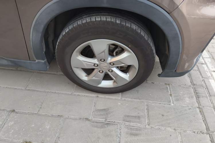 Used Honda XR-V 2015 1.5L LXi CVT Classic Edition Right Front Wheel Hub