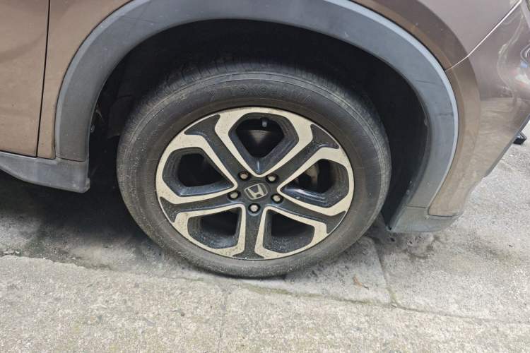 Used Honda XR-V 2015 1.8L EXi CVT Comfort Version Right Front Wheel Hub