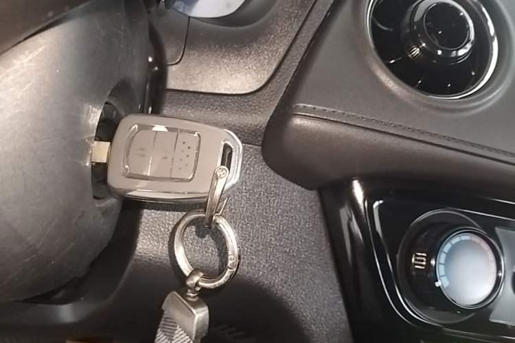 Used Honda XR-V 2015 1.5L LXi CVT Classic Edition Vehicle Key