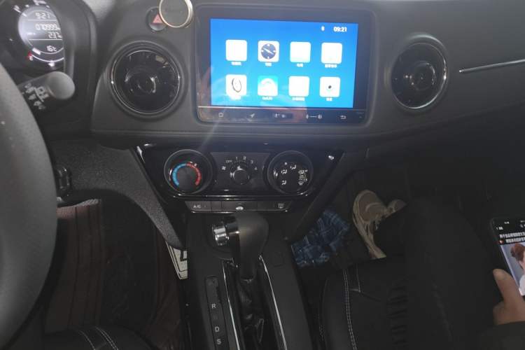 Used Honda XR-V 2015 1.5L LXi CVT Classic Edition Audio And AC Panel