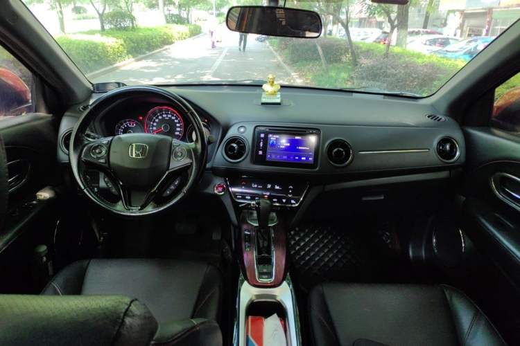 Used Honda XR-V 2015 1.8L VTi CVT Luxury Edition Center Console
