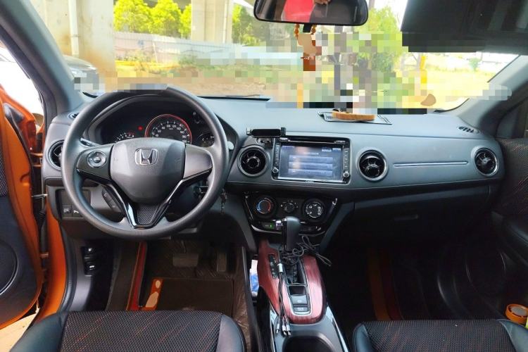 Used Honda XR-V 2015 1.8L EXi CVT Comfort Version Center Console