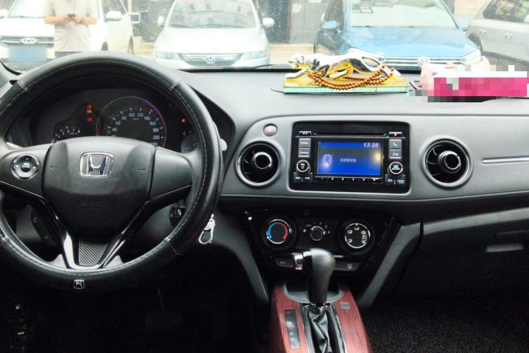 Used Honda XR-V 2015 1.8L EXi CVT Comfort Version Center Console