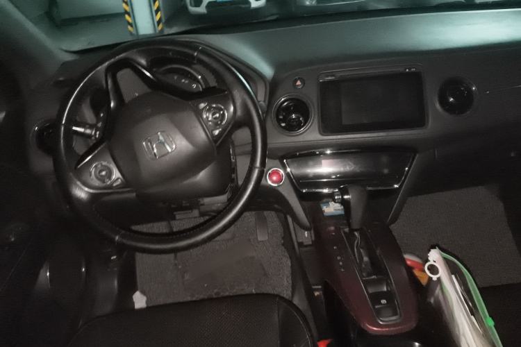 Used Honda XR-V 2015 1.8L VTi CVT Luxury Edition Center Console