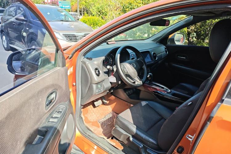 Used Honda XR-V 2015 1.8L EXi CVT Comfort Version Driver Seat