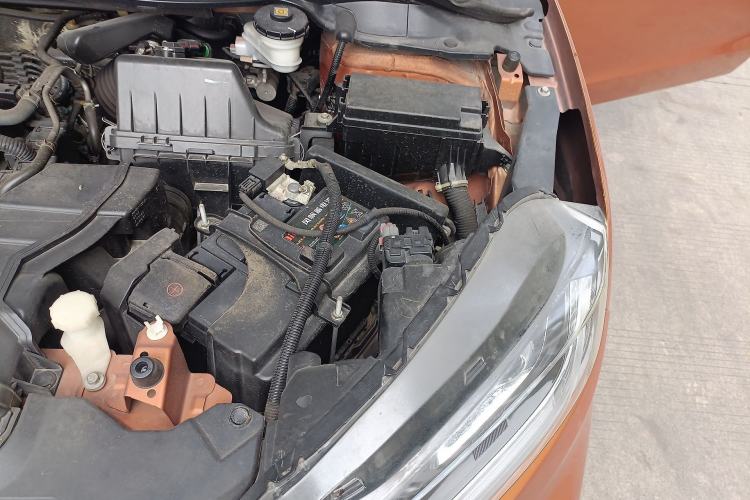 Used Honda XR-V 2015 1.8L EXi CVT Comfort Version Engine Bay Left