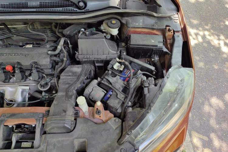 Used Honda XR-V 2015 1.8L VTi CVT Luxury Edition Engine Bay Left