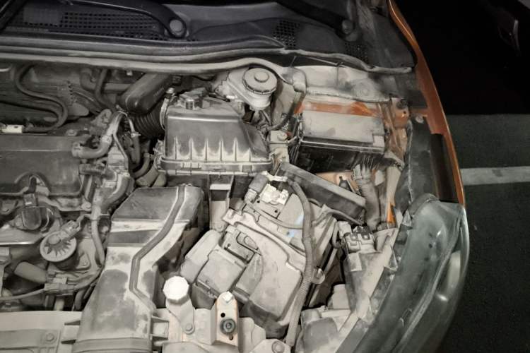 Used Honda XR-V 2015 1.8L EXi CVT Comfort Version Engine Bay Left