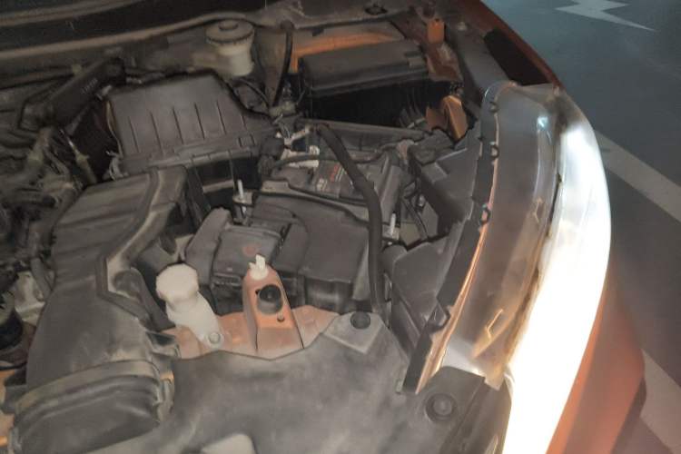 Used Honda XR-V 2015 1.8L VTi CVT Luxury Edition Engine Bay Left