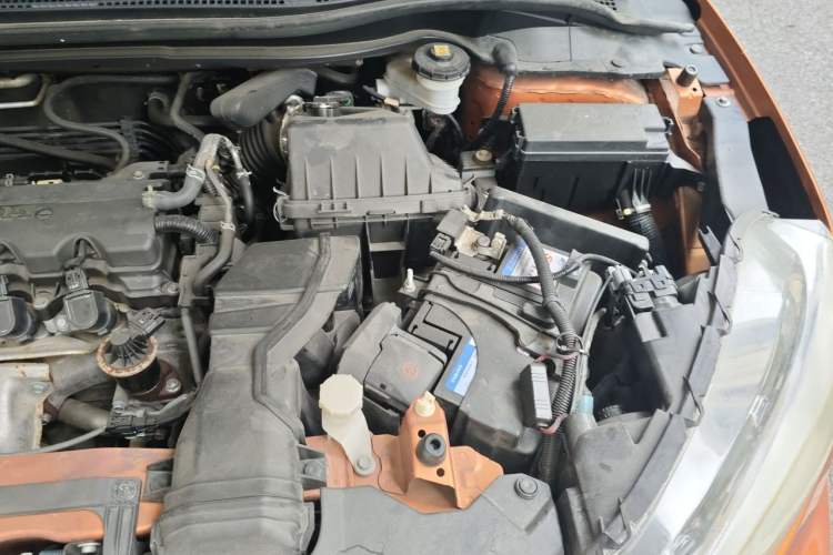 Used Honda XR-V 2015 1.8L EXi CVT Comfort Version Engine Bay Left