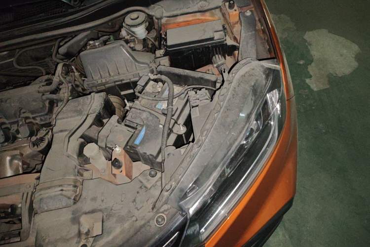 Used Honda XR-V 2015 1.8L VTi CVT Luxury Edition Engine Bay Left