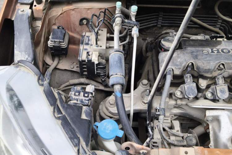 Used Honda XR-V 2015 1.8L EXi CVT Comfort Version Engine Bay Right