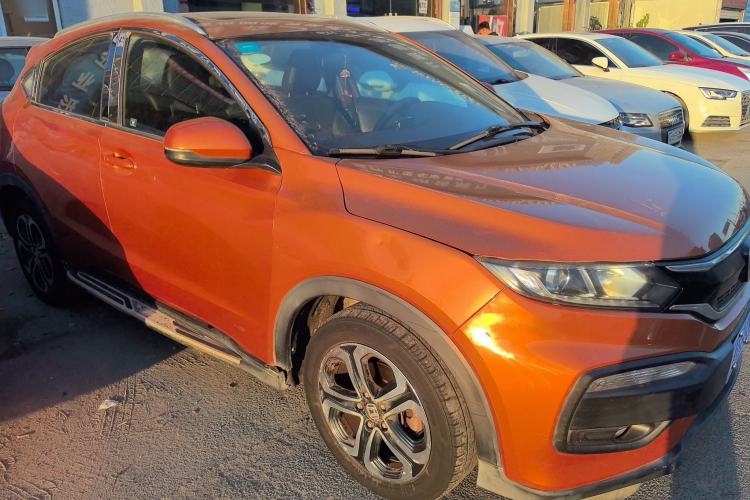 Used Honda XR-V 2015 1.8L VTi CVT Luxury Edition Front Right 45 Deg