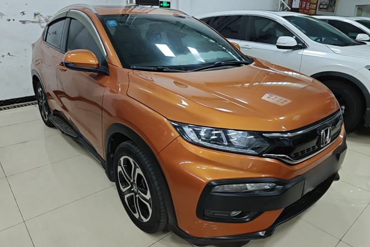 Used Honda XR-V 2015 1.8L VTi CVT Luxury Edition Front Right 45 Deg