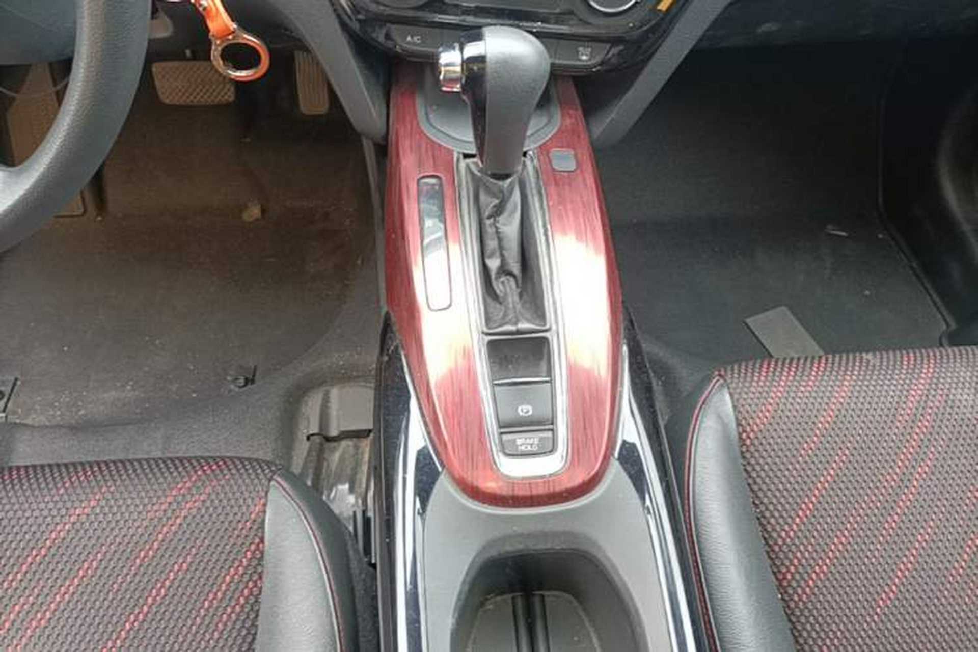 Used Honda XR-V 2015 1.8L EXi CVT Comfort Version Gear Lever