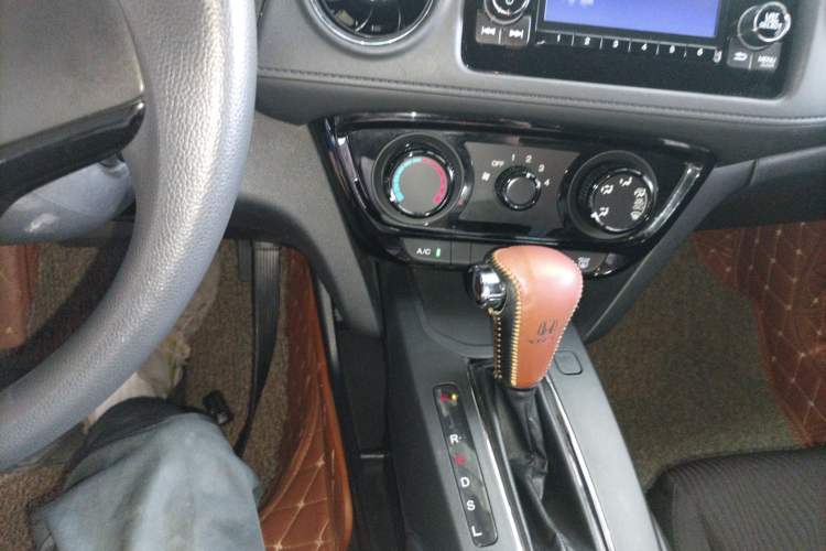 Used Honda XR-V 2015 1.5L LXi CVT Classic Edition Gear Lever