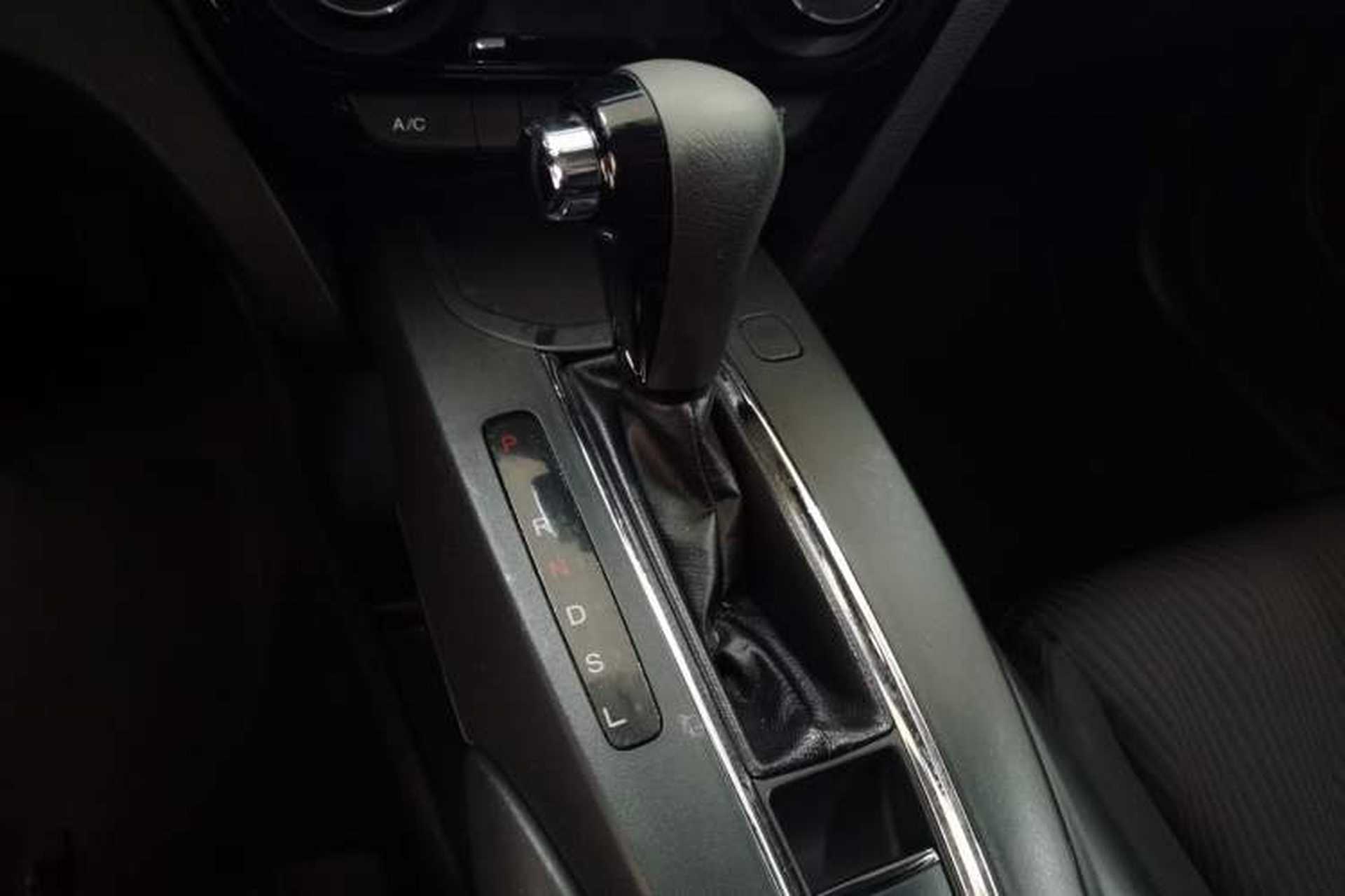Used Honda XR-V 2015 1.5L LXi CVT Classic Edition Gear Lever