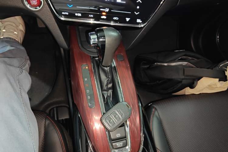 Used Honda XR-V 2015 1.8L VTi CVT Luxury Edition Gear Lever