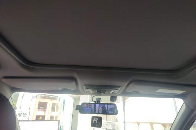 Used Honda XR-V 2015 1.8L EXi CVT Comfort Version Headliner