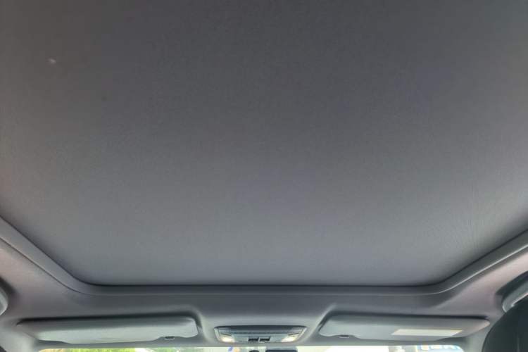 Used Honda XR-V 2015 1.8L EXi CVT Comfort Version Headliner