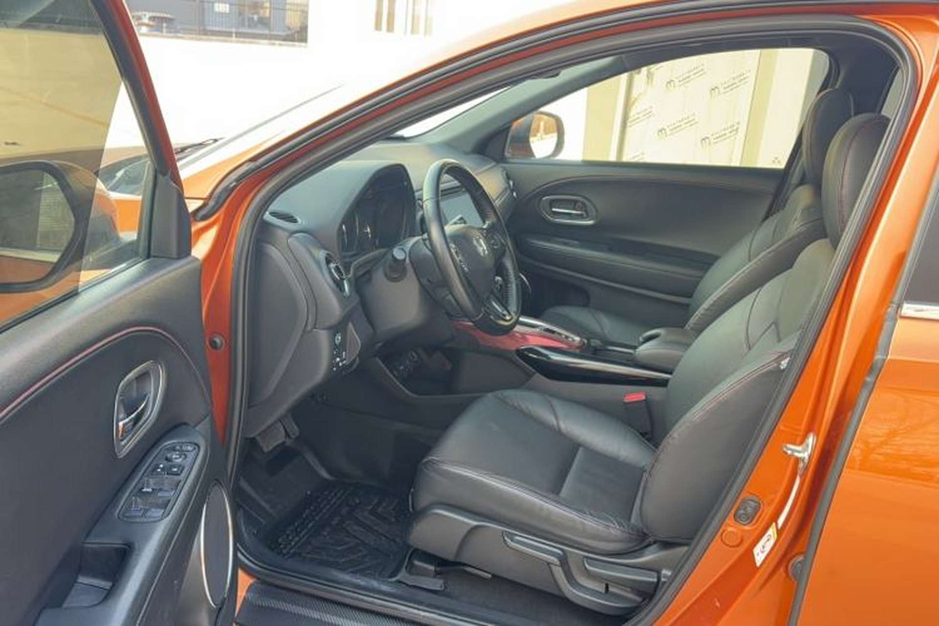 Used Honda XR-V 2015 1.8L VTi CVT Luxury Edition Interior 1