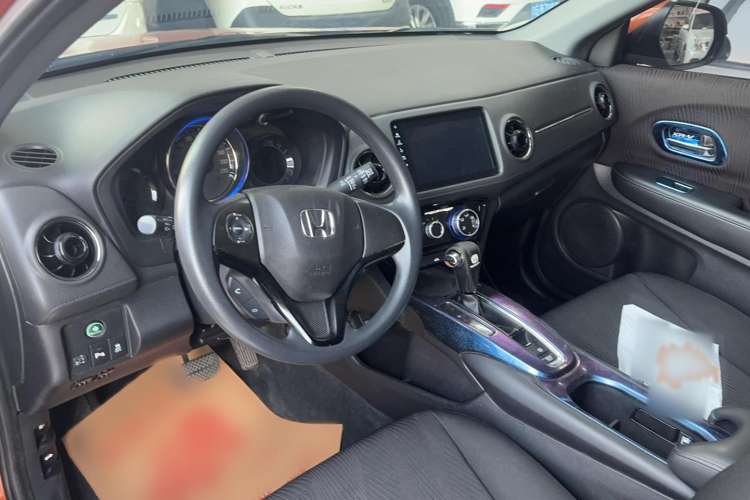 Used Honda XR-V 2015 1.5L LXi CVT Classic Edition Interior 2