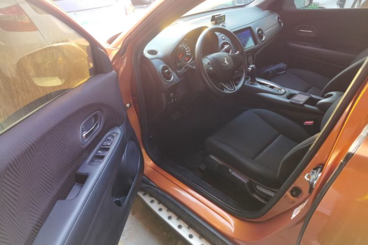 Used Honda XR-V 2015 1.5L LXi CVT Classic Edition Interior 3